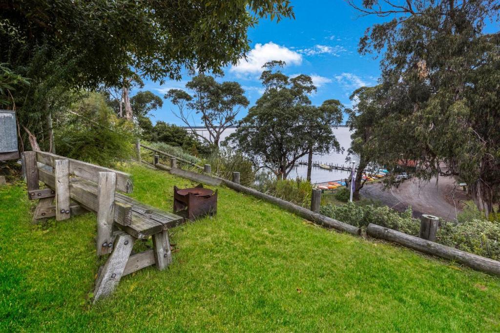 Jetty View - Pelican Cabin, Nungurner