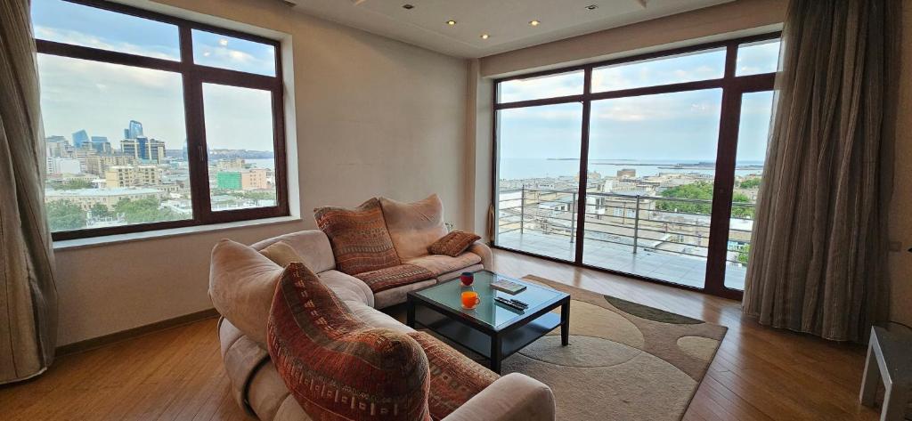 Apartment with sea view, Baku