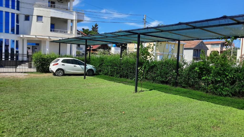 Apartmani Vila Milaris - 2