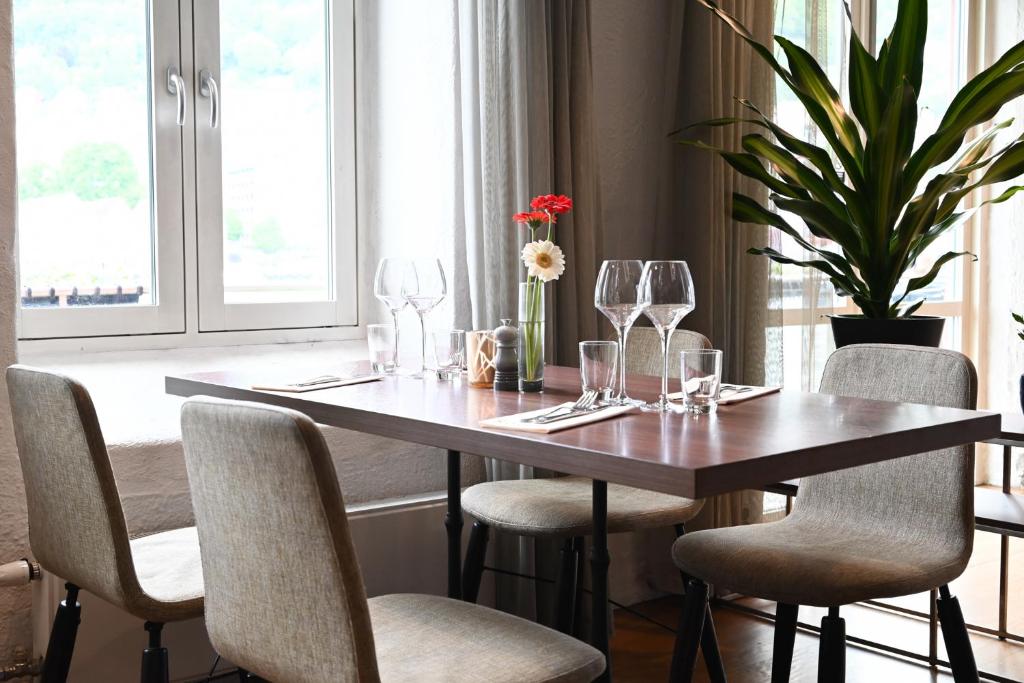 طعام و مشروبات