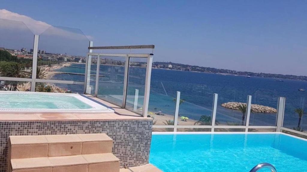 Palais Napoleon Golfe Juan - 4