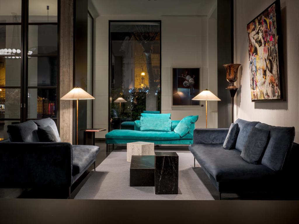 フロント・ロビー