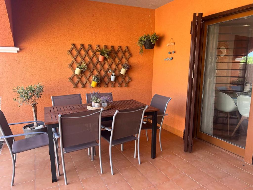 Cariqui, Bonita y cerca del Mar, Cartagena