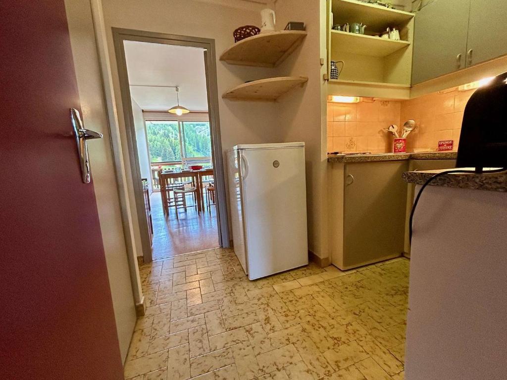 Appartement pour 8 pers. à 50m des pistes avec Wifi et Parking - 2