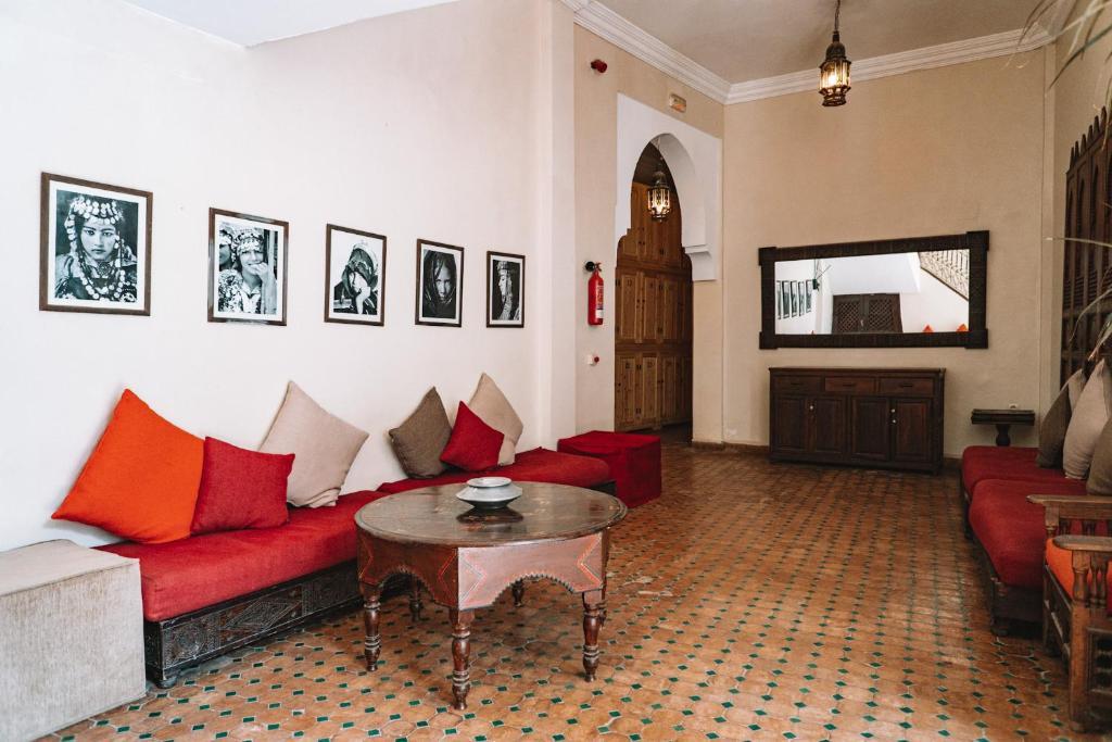 Shared lounge/TV area