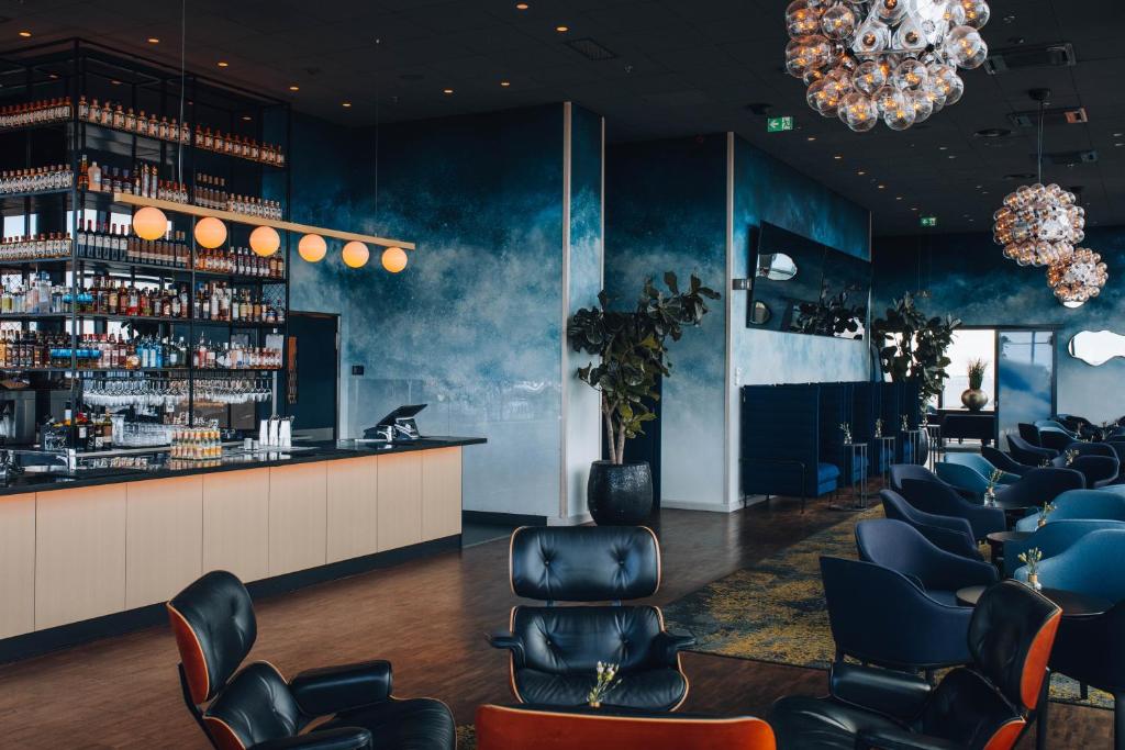 Bar/lounge