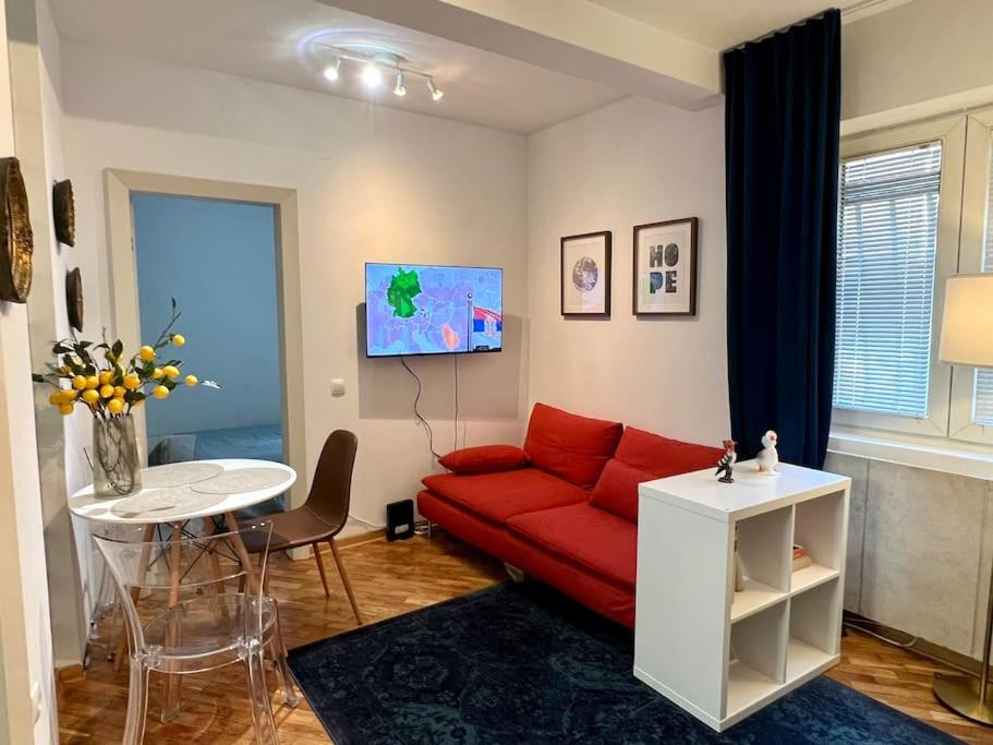 Art Apartment near Tashmajdan - 1