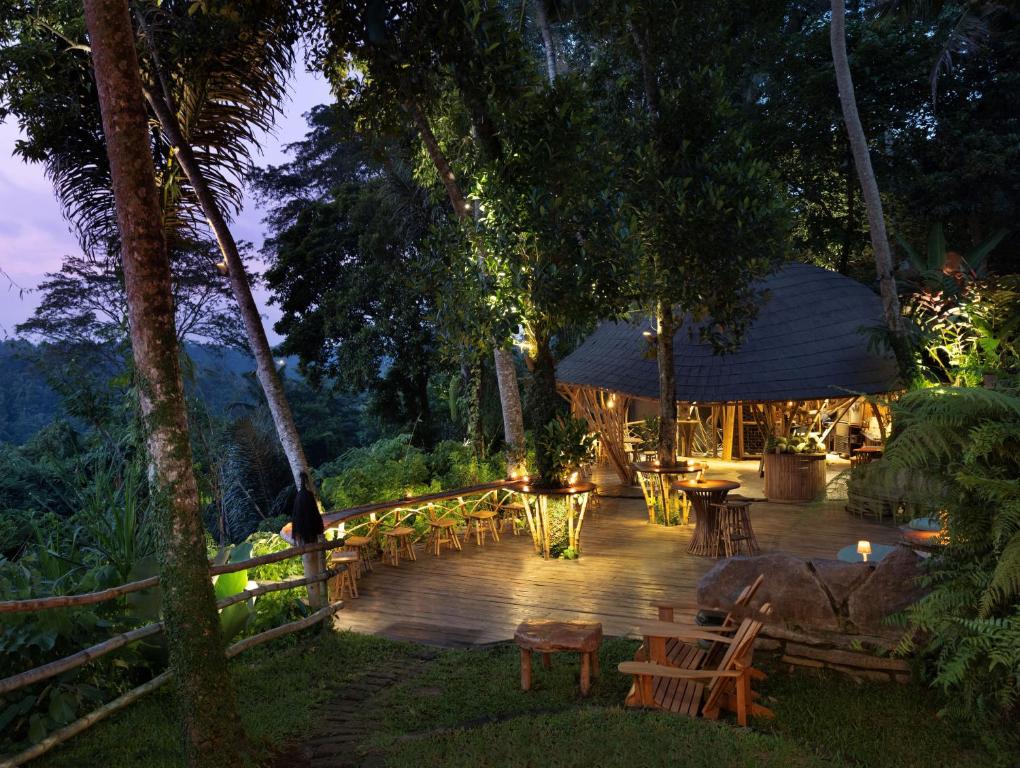 Bar/lounge