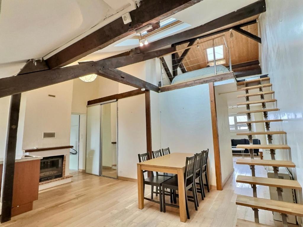 WonderHost, spacieux et atypique en coeur de ville, Pau