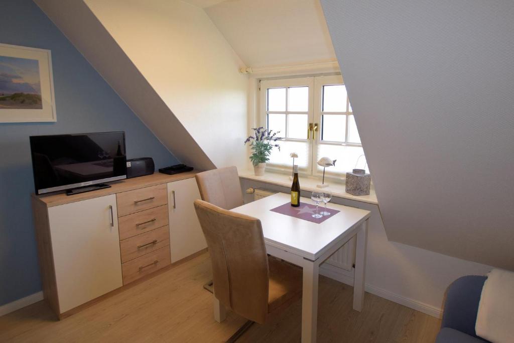 Thora Jaiken Hüs Thora Jaiken, Apart Birthe, Rantum