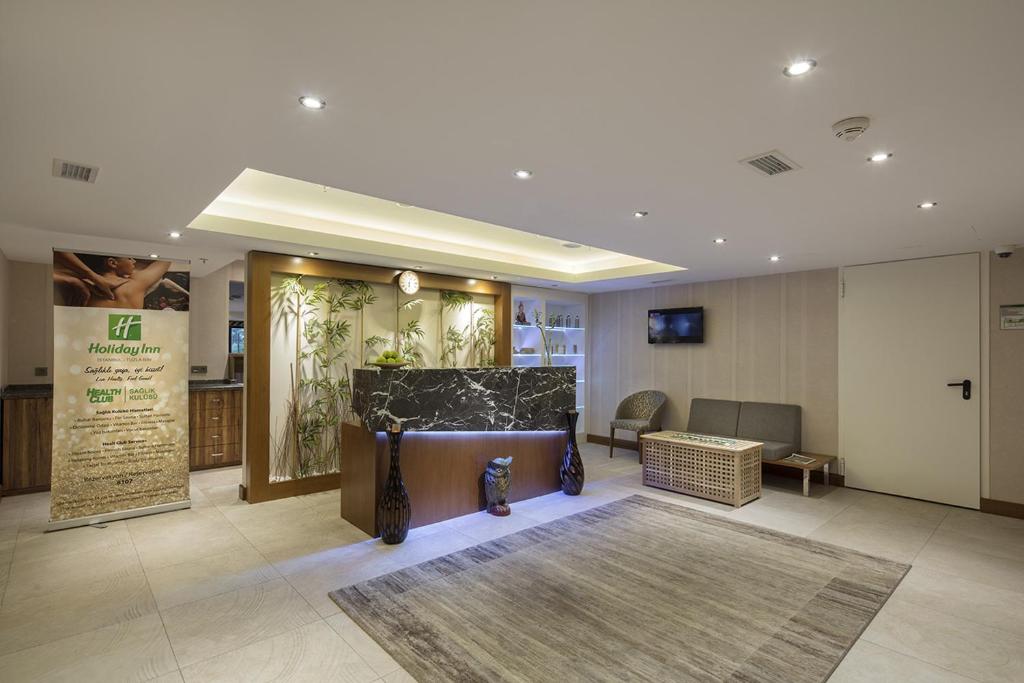 フロント・ロビー