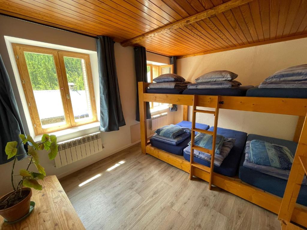 Chambres au CampdeBase - 5