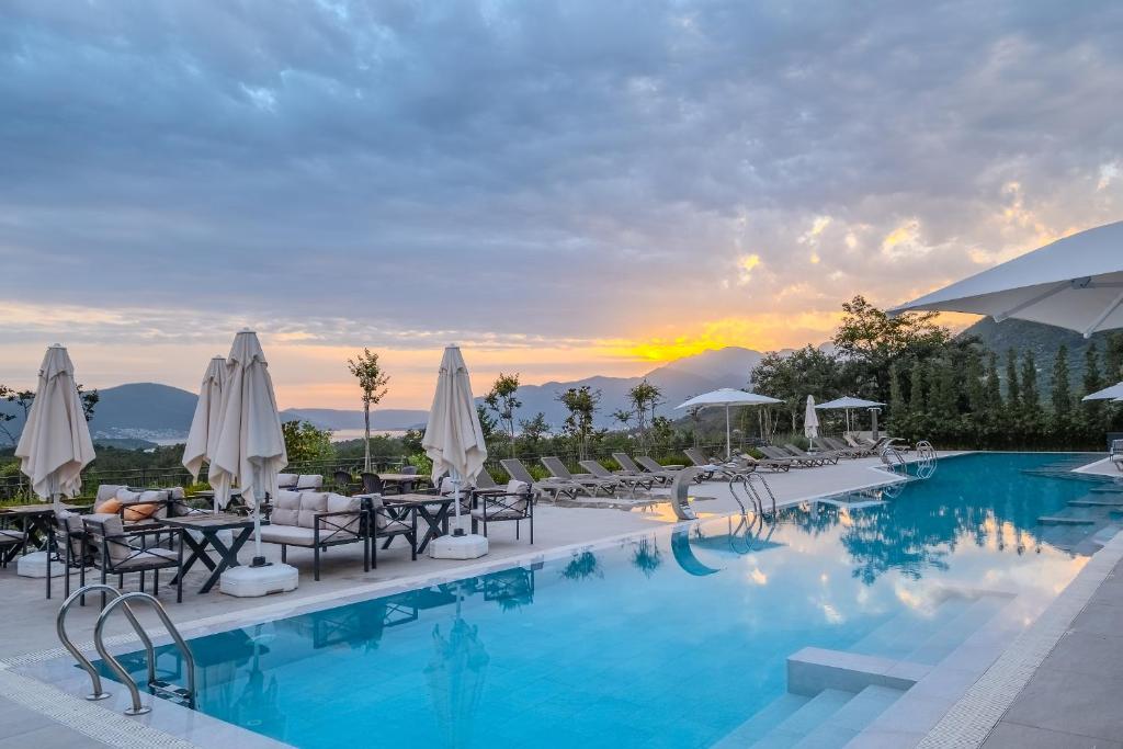 Montenegro Lodge - 2