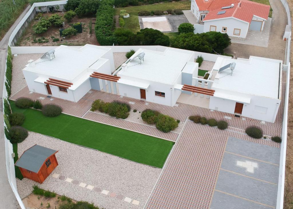 mar(y)ar alojamento local, A dos Cunhados