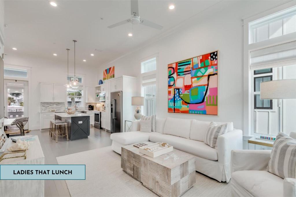 Ladies That Launch BVR64 by Liquid Life, Gulf Shores