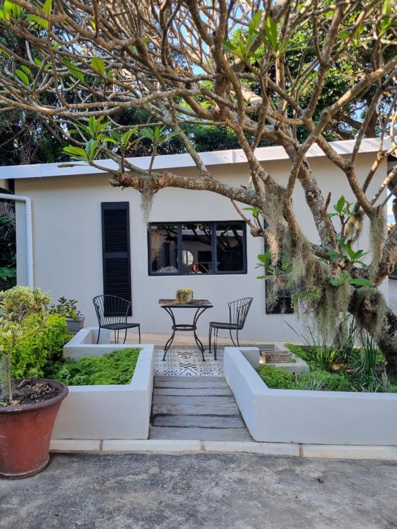 Beach Nest Unit - Ebbtide, Umtentweni