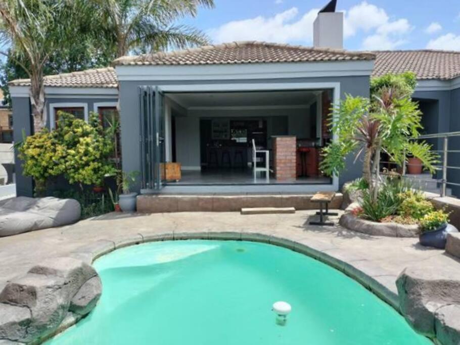 Champers with a view, Kapské Město