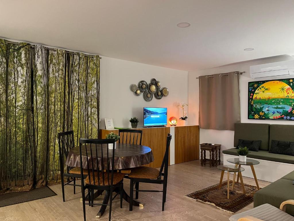 ImoWeMo OVAR - Ovarinha Girassol, Ovar