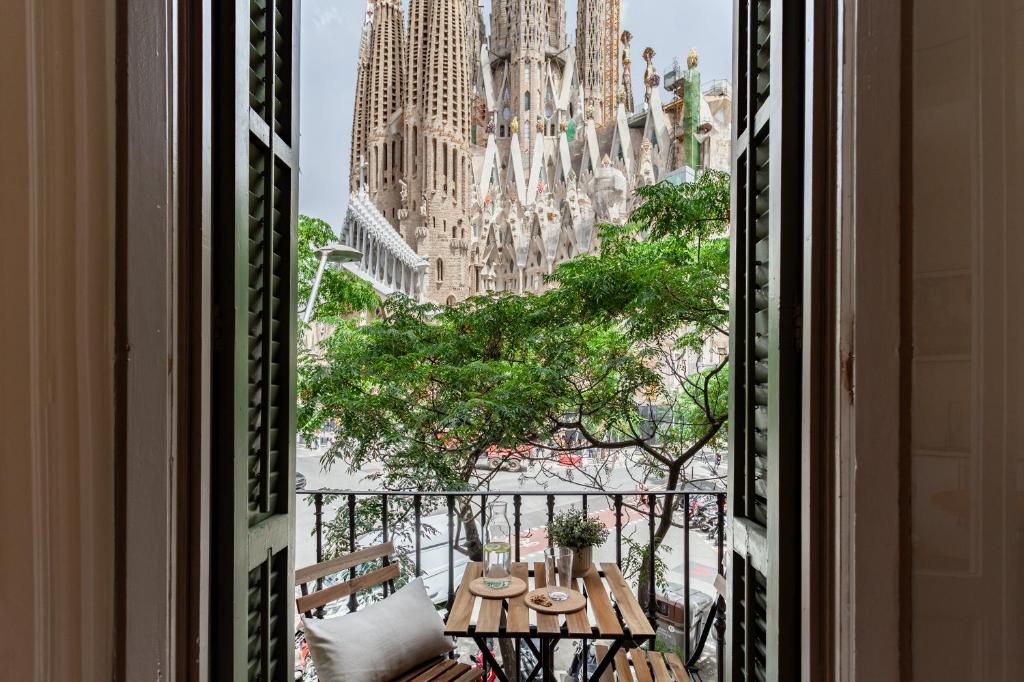 Click&Flat Gaudi Dream II - 2