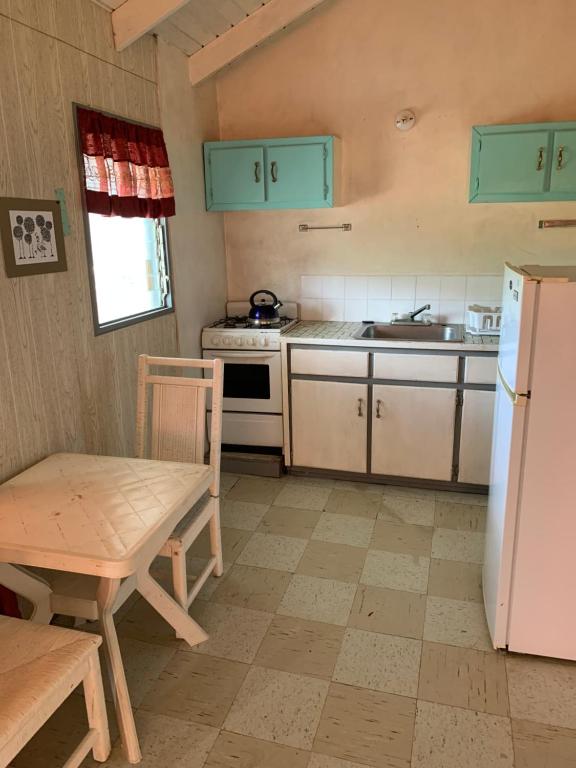 Chocolate apartment, English Harbour Town