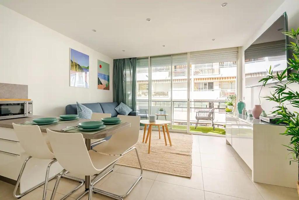 Magnifique 2 pièces avec balcon proche Martinez et Croisette - 2