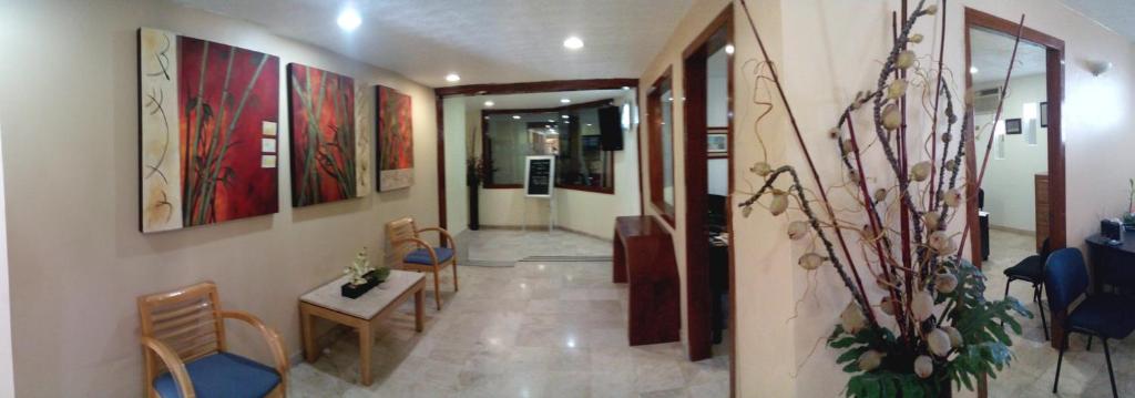 Business center, Hotel & Suites Real del Lago in Villahermosa