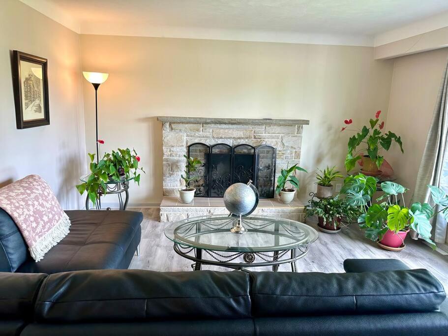 Your Search Stops Here, Homey Three Bedroom, Copper Cliff