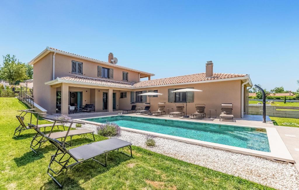 Beautiful Apartment In Labin With Wifi, Labin