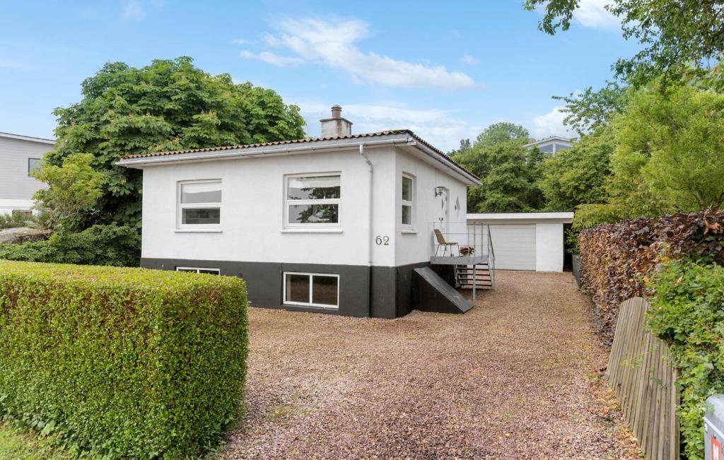 Cozy Home In Allinge With Wifi, Allinge