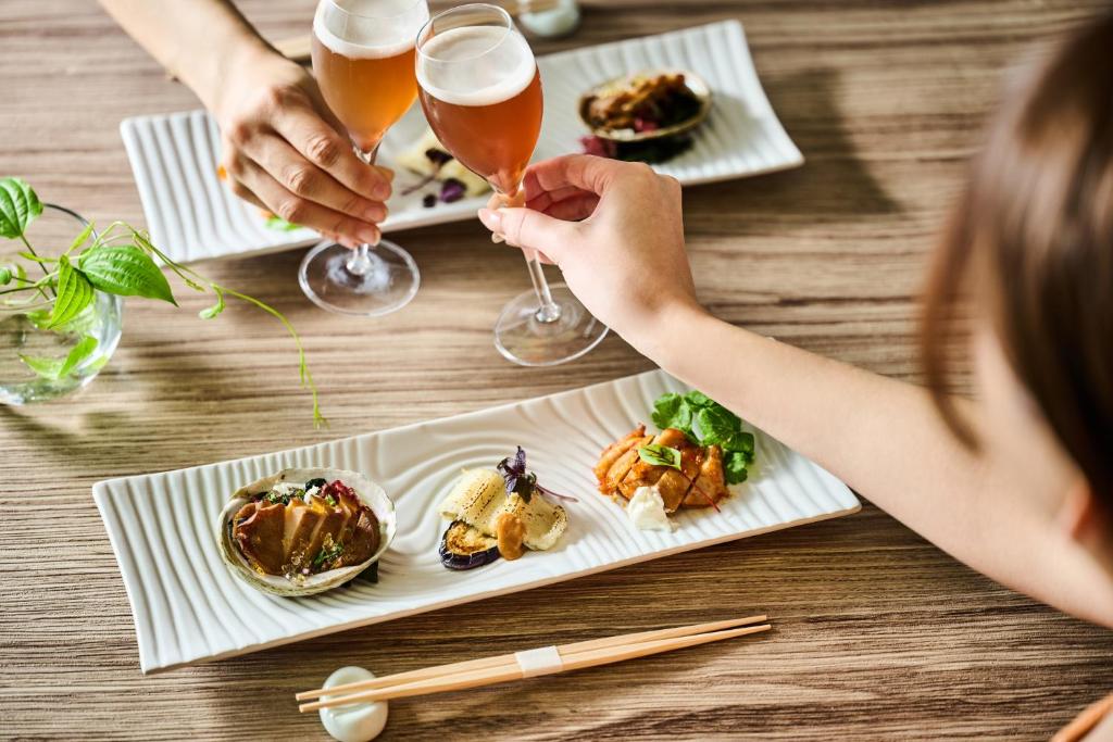 อาหารและเครื่องดื่ม