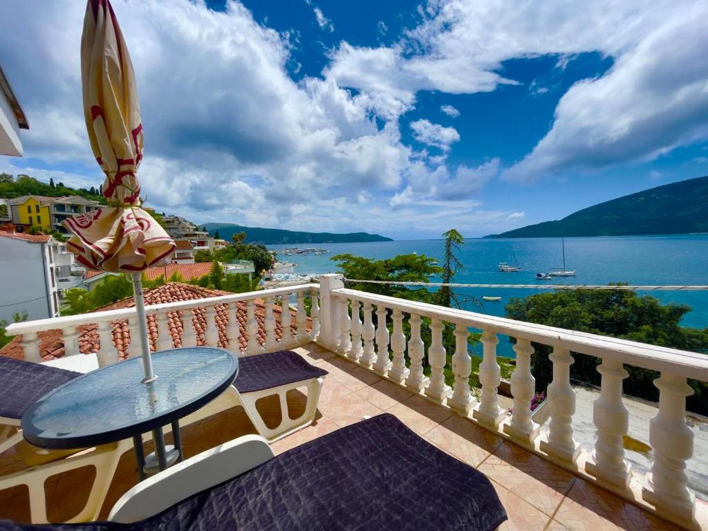 Central Beachfront stunning seaview terace free wifi - 4