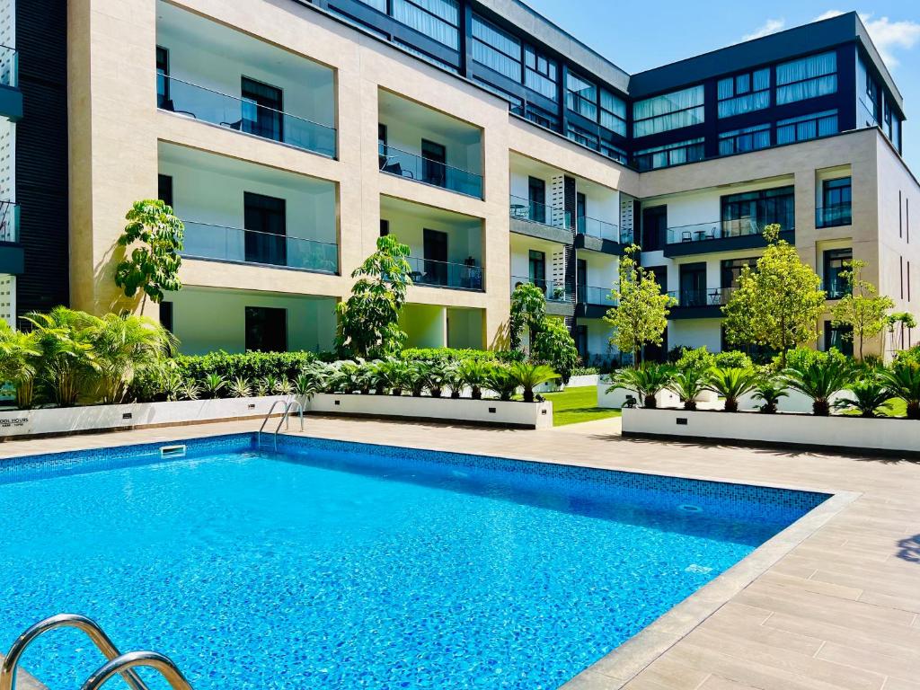 Elegant & Luxurious Embassy Gardens, APTs, Cantonments, Accra