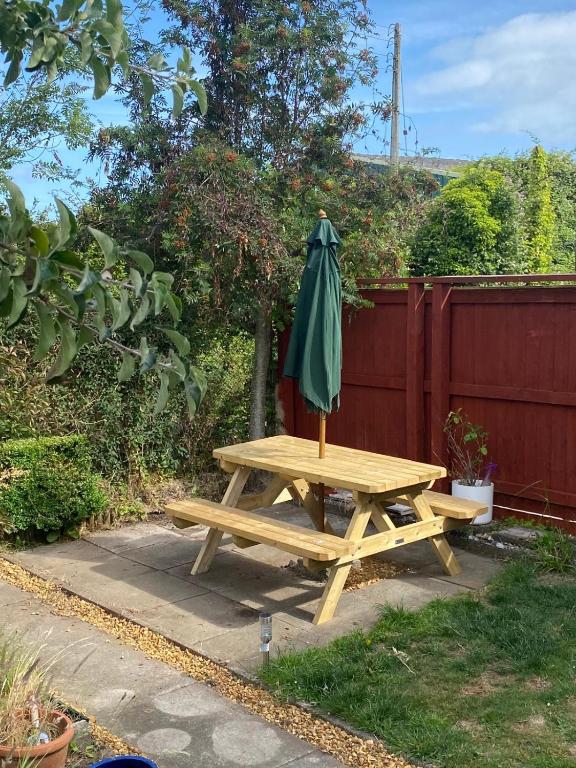 Manor Close, Braunton photo 4