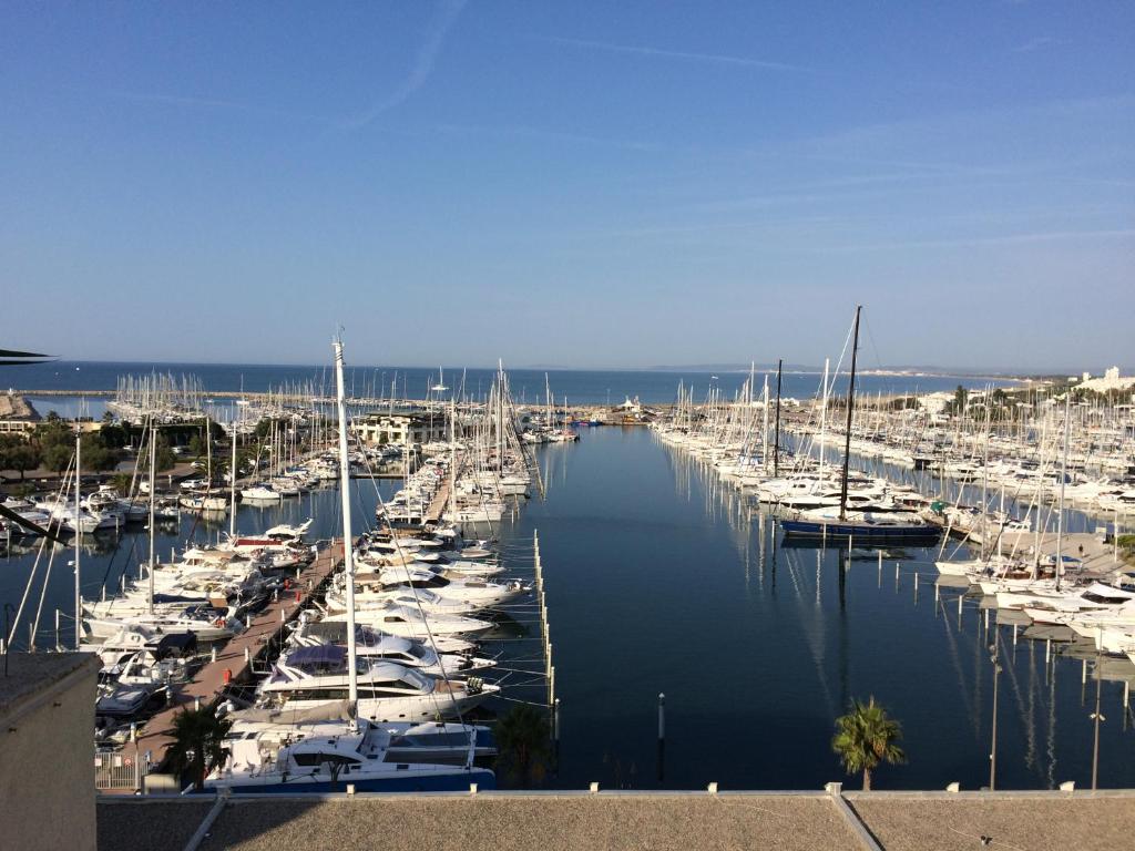 Studio vue Mer sur le Port - Quai d 'Honneur - 1