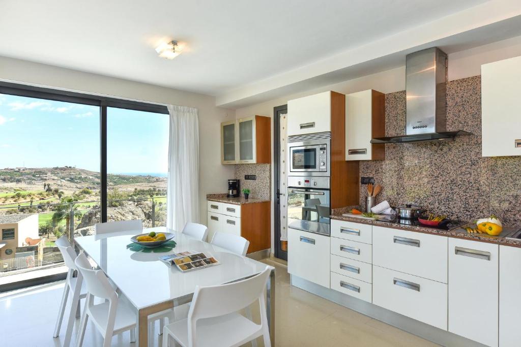 Los Lagos 36 by VillaGranCanaria - 5
