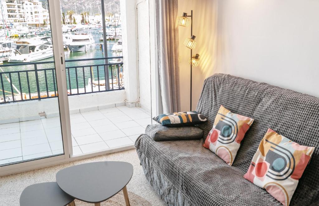 WELCS APARTAMENTO 100 EMP con vistas al canal - 2