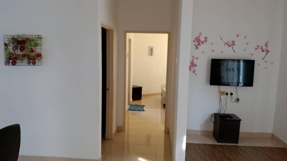 Shared lounge/TV area