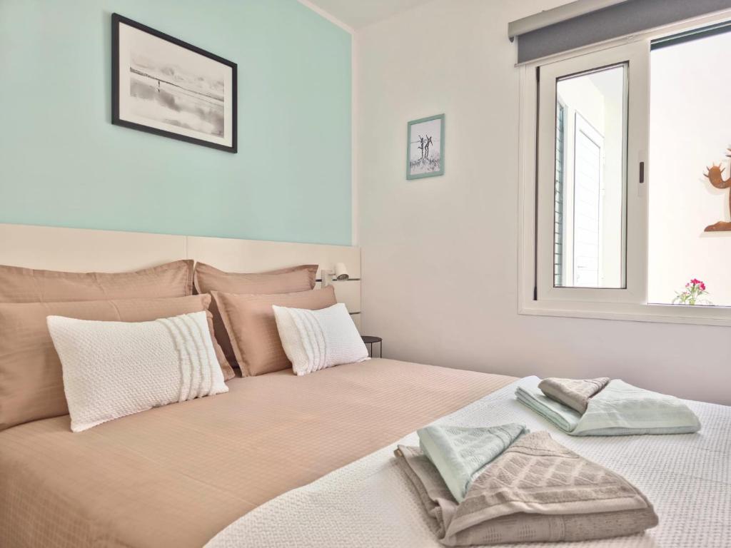 Bungalow Aqua Sol - Playa Roca residence - Sea front access - Free AC - WiFi - 3