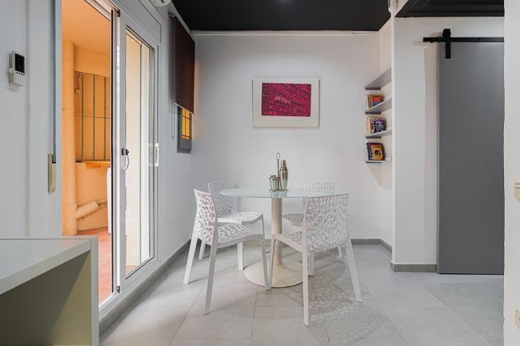 Stay U-nique Apartment Comte Urgell II - 2