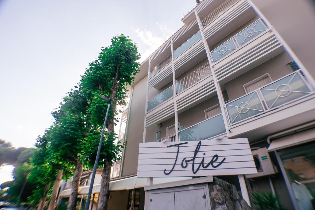Hotel Jolie - 1
