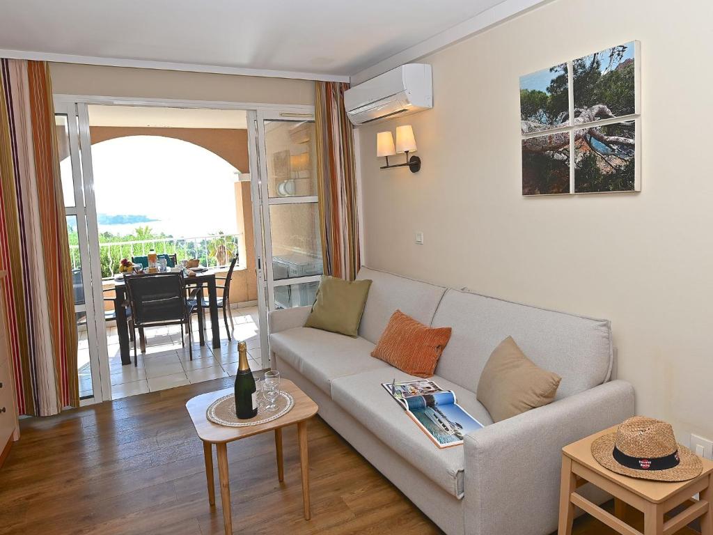 Apartment Le Village - E1 208 by Interhome - 2
