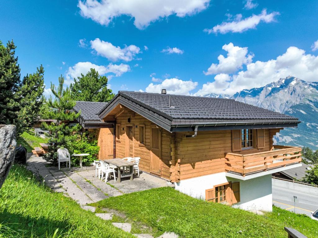Chalet Chalet Dominique by Interhome, Nendaz