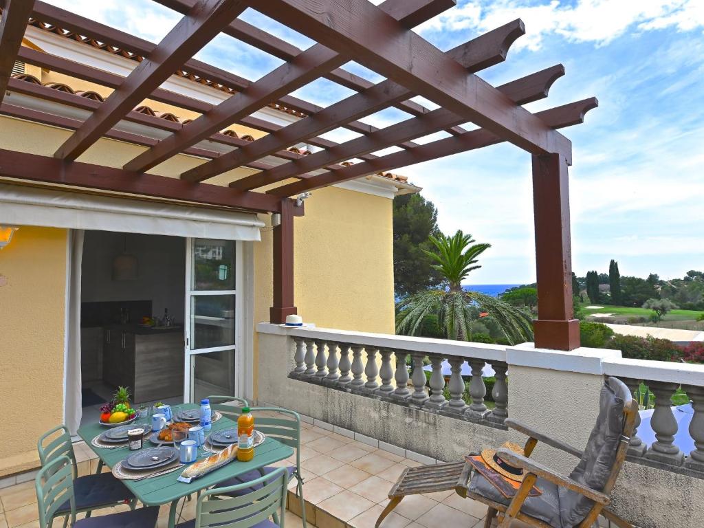 Apartment Le Village - VJ106 by Interhome - 1