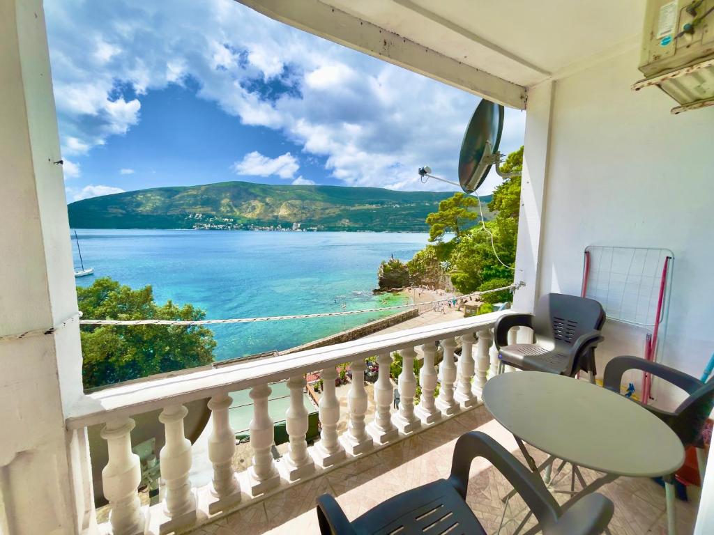 Central Beachfront stunning seaview terace free wifi - 2