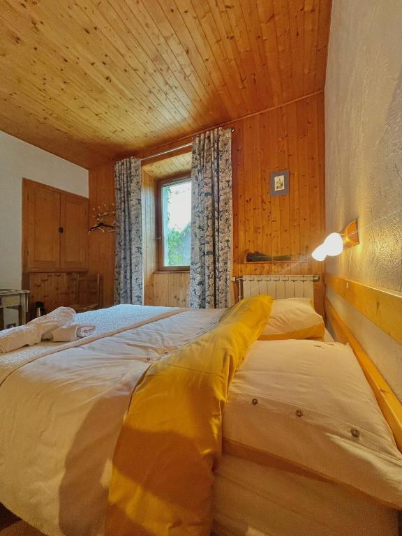 Gîte et chambres d'hôtes "La Tourtette" 12 pers - 5