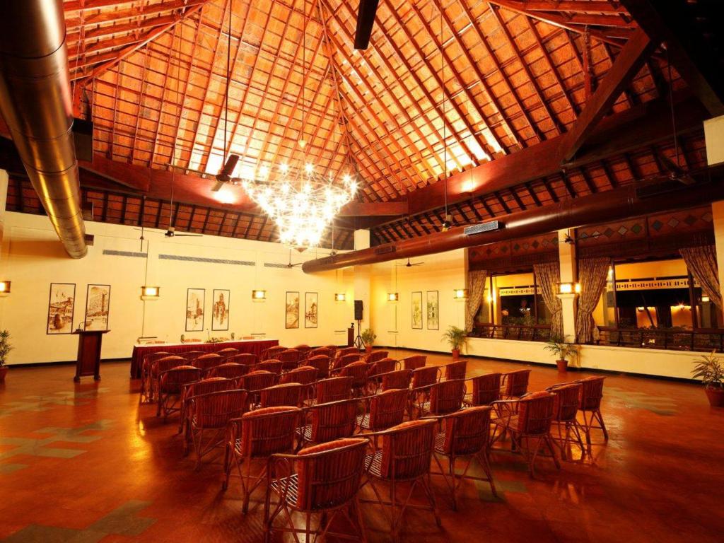 Tárgyalóterem/bálterem