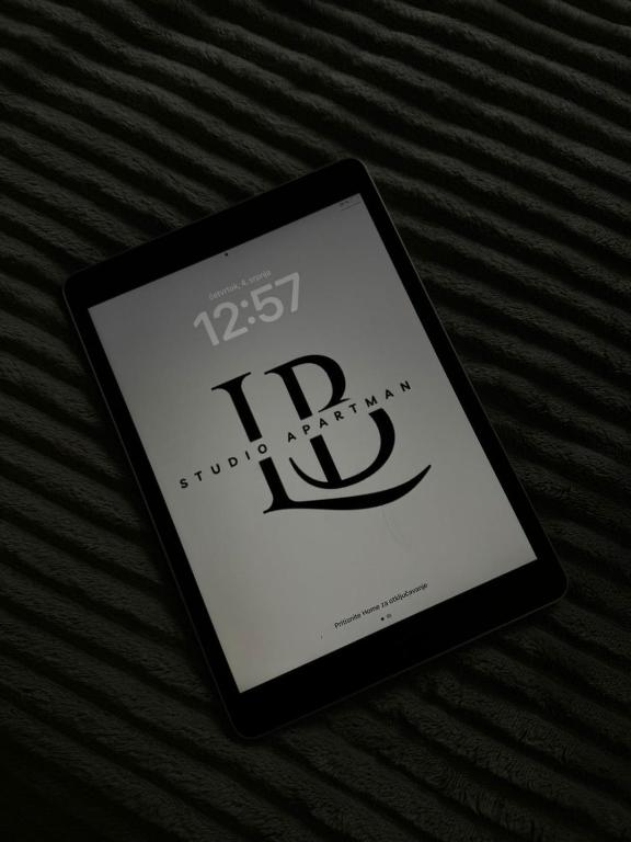 L&B studio apartment, Risan