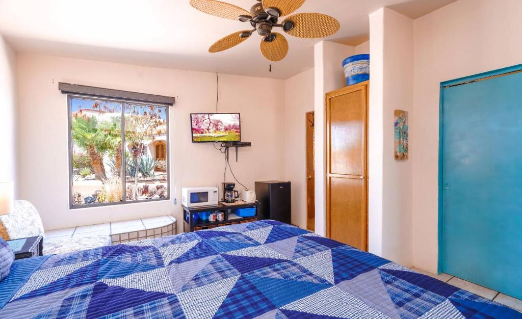 Casita Playa Azul - El Dorado Ranch Studio Rental - 5