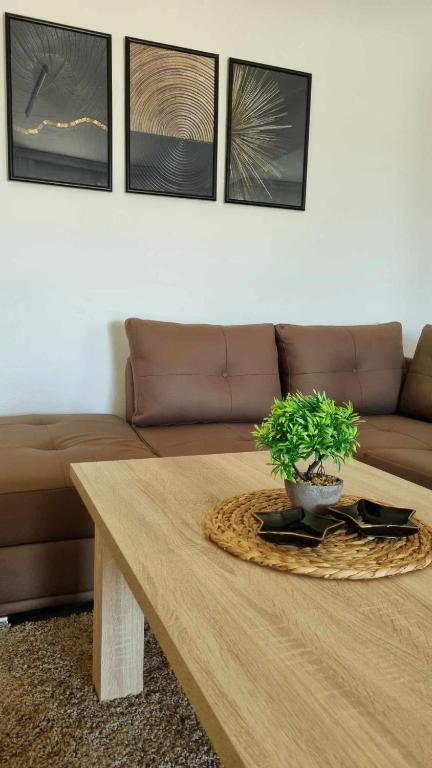 Rooms LikeHome, Negotino