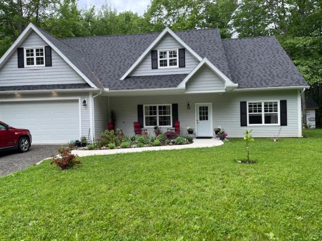 Harvest Moon Trail Hideaway, Middleton